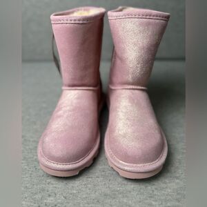 Bearpaw Youth Emma Boot/ Pink Glitter Size 4- NWOB